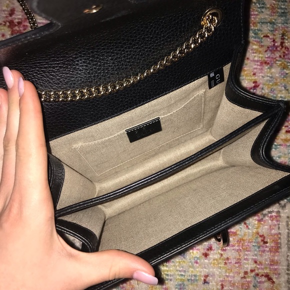 Small Gucci shoulder/hand bag - Picture 2 of 3